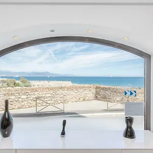 4 Personnes Vue Remparts Antibes